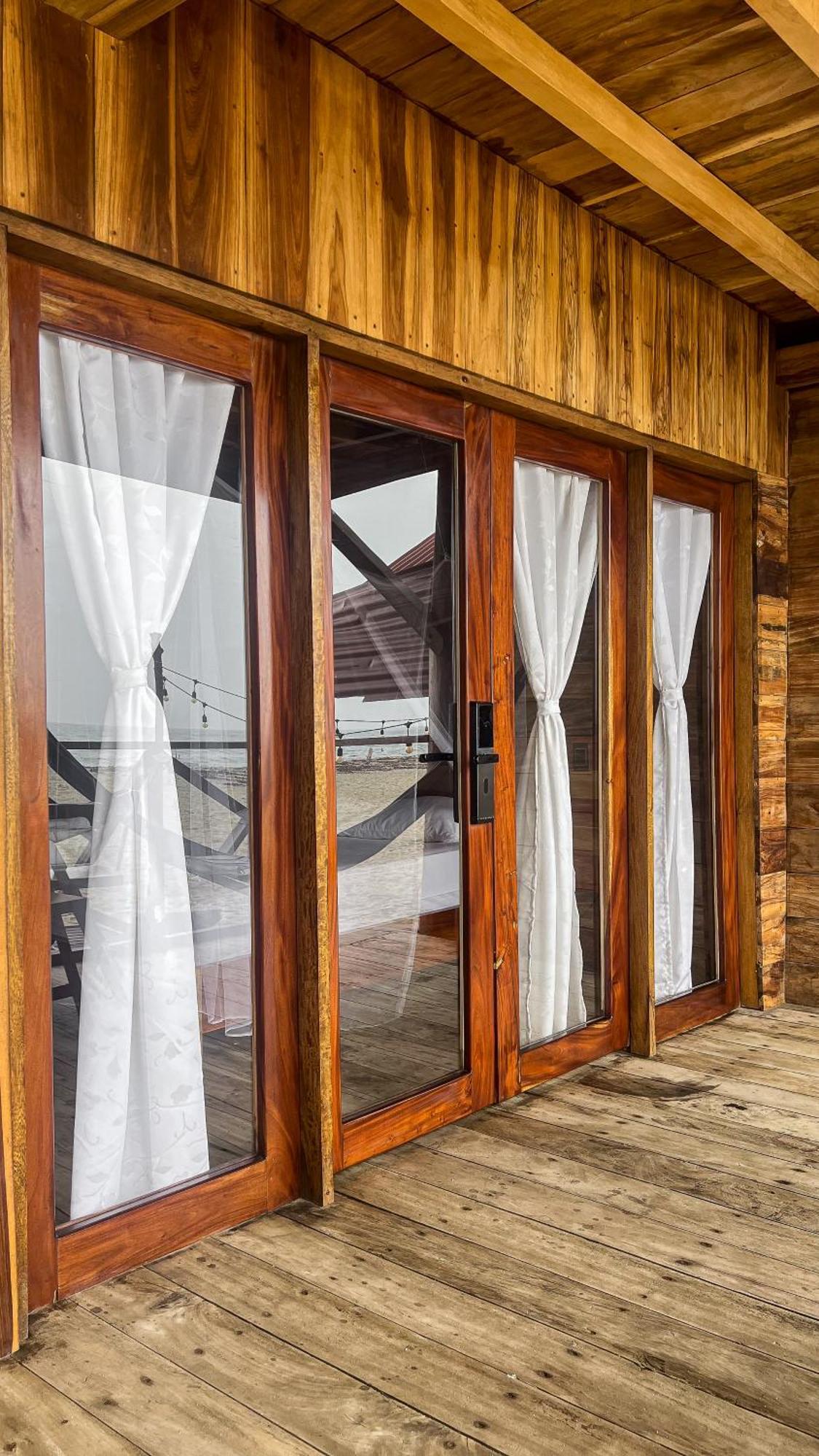 Hostal Mocambo Beach Guachaca Zewnętrze zdjęcie