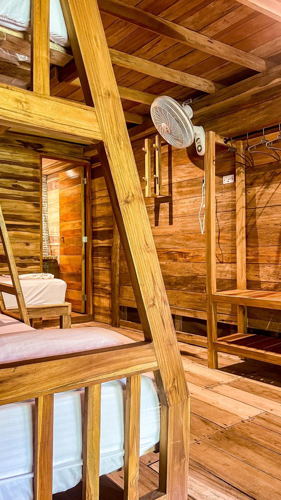 Hostal Mocambo Beach Guachaca Zewnętrze zdjęcie
